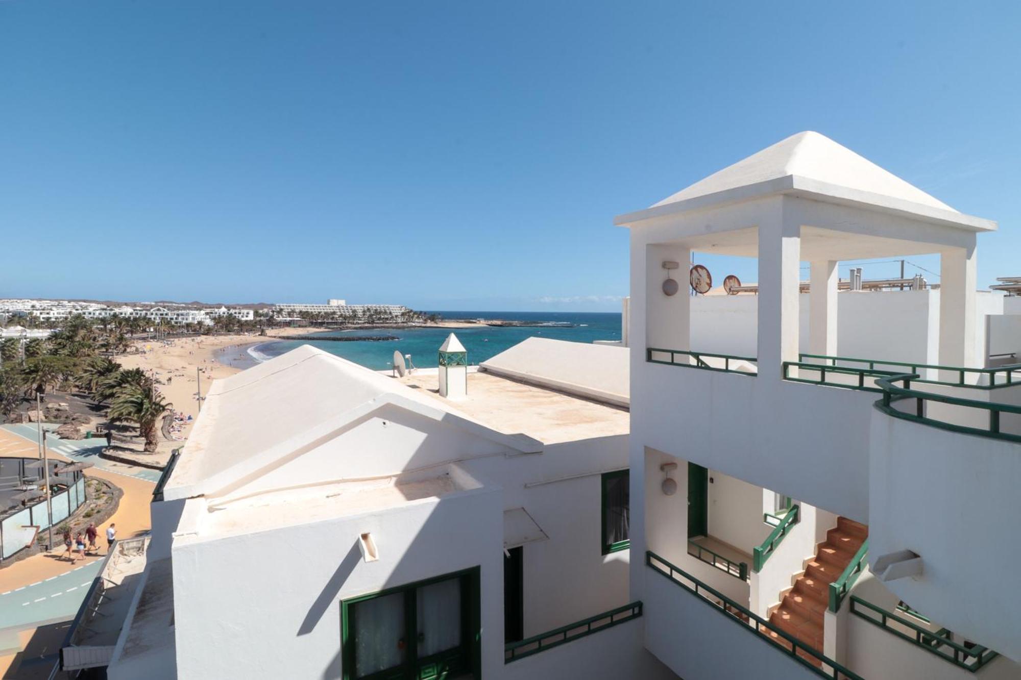Apartamento recién reformado en la playa de Las Cucharas Costa Teguise Esterno foto