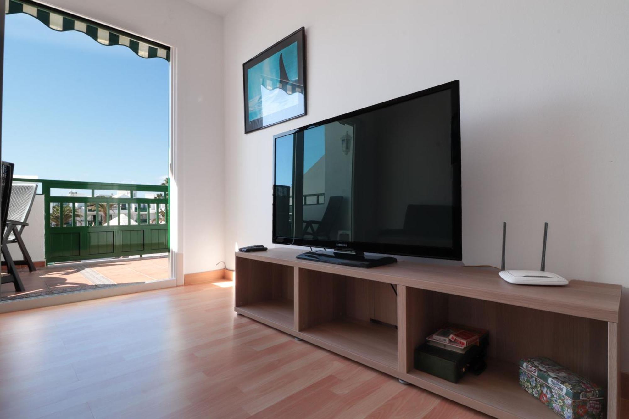Apartamento recién reformado en la playa de Las Cucharas Costa Teguise Esterno foto