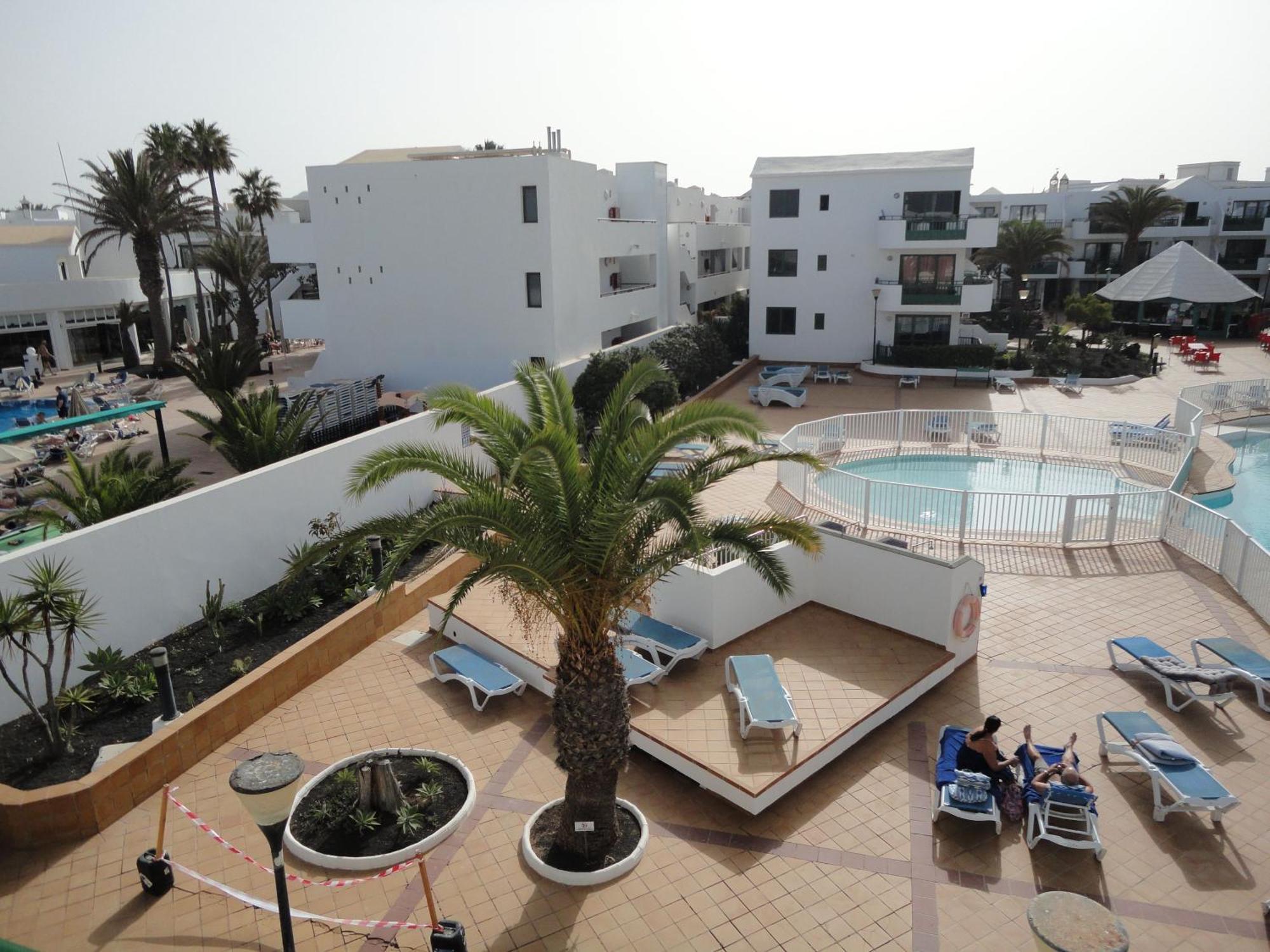 Apartamento recién reformado en la playa de Las Cucharas Costa Teguise Esterno foto